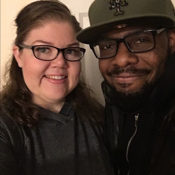 Meet your Posher, Carissa - Picture 2 of 2